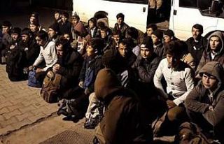 Geçen yıla oranla 30 bin daha fazla düzensiz göç...