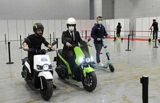 Geleceğin araçları ‘elektrikli araçlar’ görücüye...