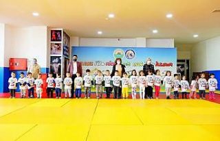 ’Gelecek İçin Minik Adım, Spor İçin İlkadım’:...