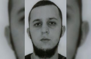 Gemide votkanın ardından dezenfektan içen Ukraynalı...