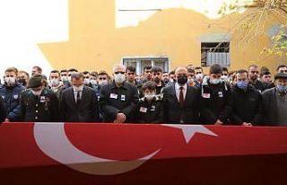 Genç astsubay toprağa verildi