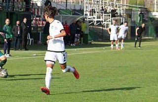 Genç Horozlar ilk yenilgisini aldı