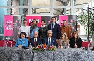 Genç modacıların tasarımları Eskişehir’de...