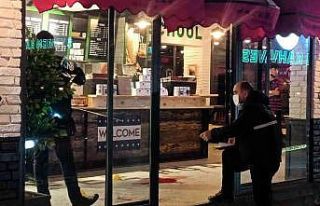 Gençlerin kavgasında kan aktı