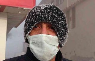 Göle buz kesti, termometreler eksi 25,7’yi gösterdi