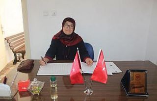 Gönen’in tek bayan muhtarı Hikmet Köse
