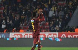 Göztepe’nin dinamosu: Obinna Nwobodo