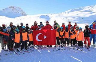 Hakkari’de kayak sezonu açıldı