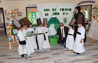 Hakkarili minikler Mevlâna Haftasını kutladı