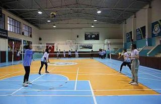 Haliliye Belediyesi gençleri sporla tanıştırıyor