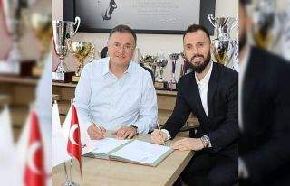 Hatayspor’da Emre Çolak ile yollar ayrıldı