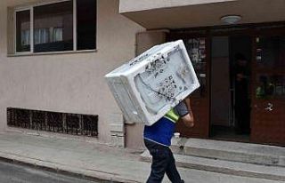 Hayır Çarşısı’ndan 3 bin aileye eşya yardımı