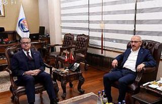 Hazine ve Maliye Eski Bakanı Lütfi Elvan, Vali Su’yu...