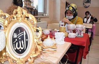 Hem moral depoluyor hem de bütçeye katkı sunuyorlar