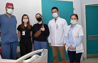 Hollanda’dan migren tedavisi için Muğla’ya geldi