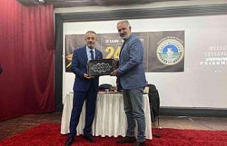 Hüseyin Turan ve Dr. Cemal Kar cep sinemasında söyleşiye...