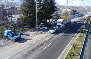 Huzur ve güven uygulamasında jandarmaya yakalandılar
