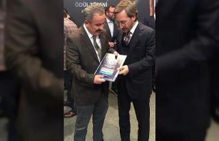 İletişim Başkanı Altun: "Bu raporu ve Sosyal...