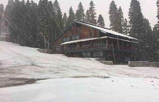 Ilgaz Dağı’nda kayak pistleri beyaza büründü