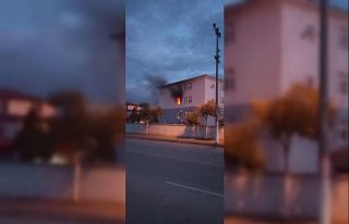 İlkokulda çıkan yangın paniğe sebep oldu
