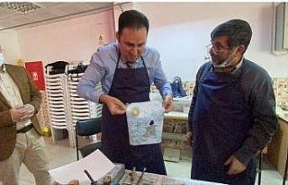 İş önlüğünü giyen kaymakam ebru çalışması...