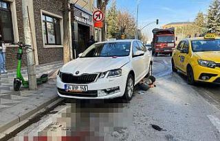 Işıklarda beklerken arabanın altında kalan kadın...