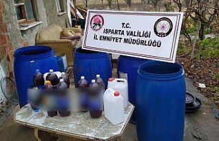 Isparta’da merdiven altı sahte içki operasyonu