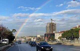 İstanbulluları gökkuşağı karşıladı