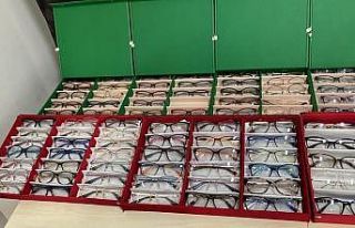 İzmir’de 600 bin TL değerinde kaçak gözlük...