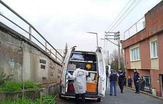 İzmir’in iki ilçesinde yangın dehşeti: 2 ölü