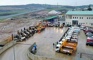 İzmit Belediyesi karla mücadeleye hazır