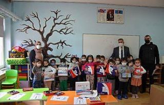 İznikli miniklere içlerini ısıtan hediye