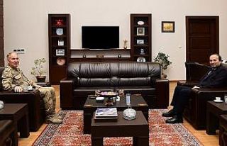 Jandarma Bölge Komutanından Rektör Çakmak’a...