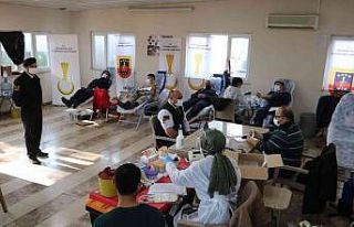 Jandarma personeli kan bağışında bulundu