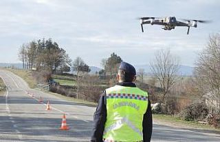 Jandarmadan drone destekli trafik denetimi