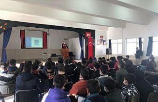 Jandarmadan güvenli internet kullanımı ve siber...