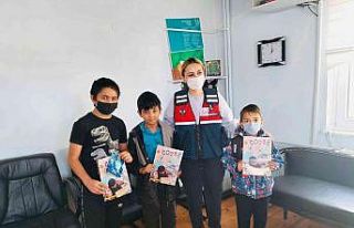 Jandarmadan özel çocuklara özel ilgi