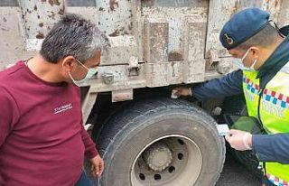 Jandarmadan sürücülere kış lastiği denetimi