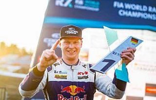 Johan Kristoffersson Dünya Rallikros Şampiyonu oldu