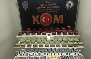 Kaçak cinsel ürün satıcılarına darbe