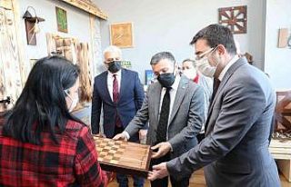 Kadın emeği merkezi güçlenmeye devam ediyor