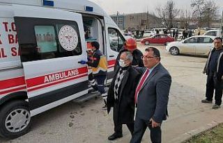 Kahreden tesadüf: Şans eseri kaza yerinden geçerken,...