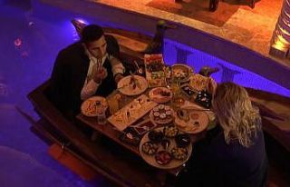 Kapadokya’da kayıkta kahvaltıya ilgi artıyor