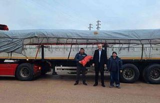 Karacabey’de 27 ton soğan bağışlandı