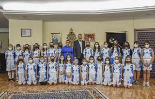 Karacabey’de her yaşta spora ilgi büyük