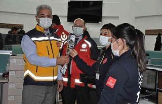 Karaman’da acil sağlık personeli ödüllendirildi