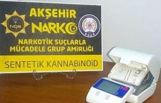 Kargoyla gönderilen tansiyon aletinden uyuşturucu...