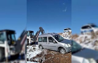 Karlıova’da mahsur kalan ailenin imdadına belediye...