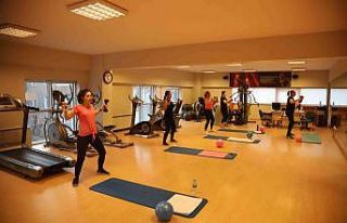 Kartal Belediyesi’nin kadınlara yönelik pilates...
