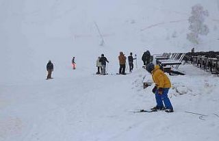 Kartalkaya’da kayak sezonu açıldı